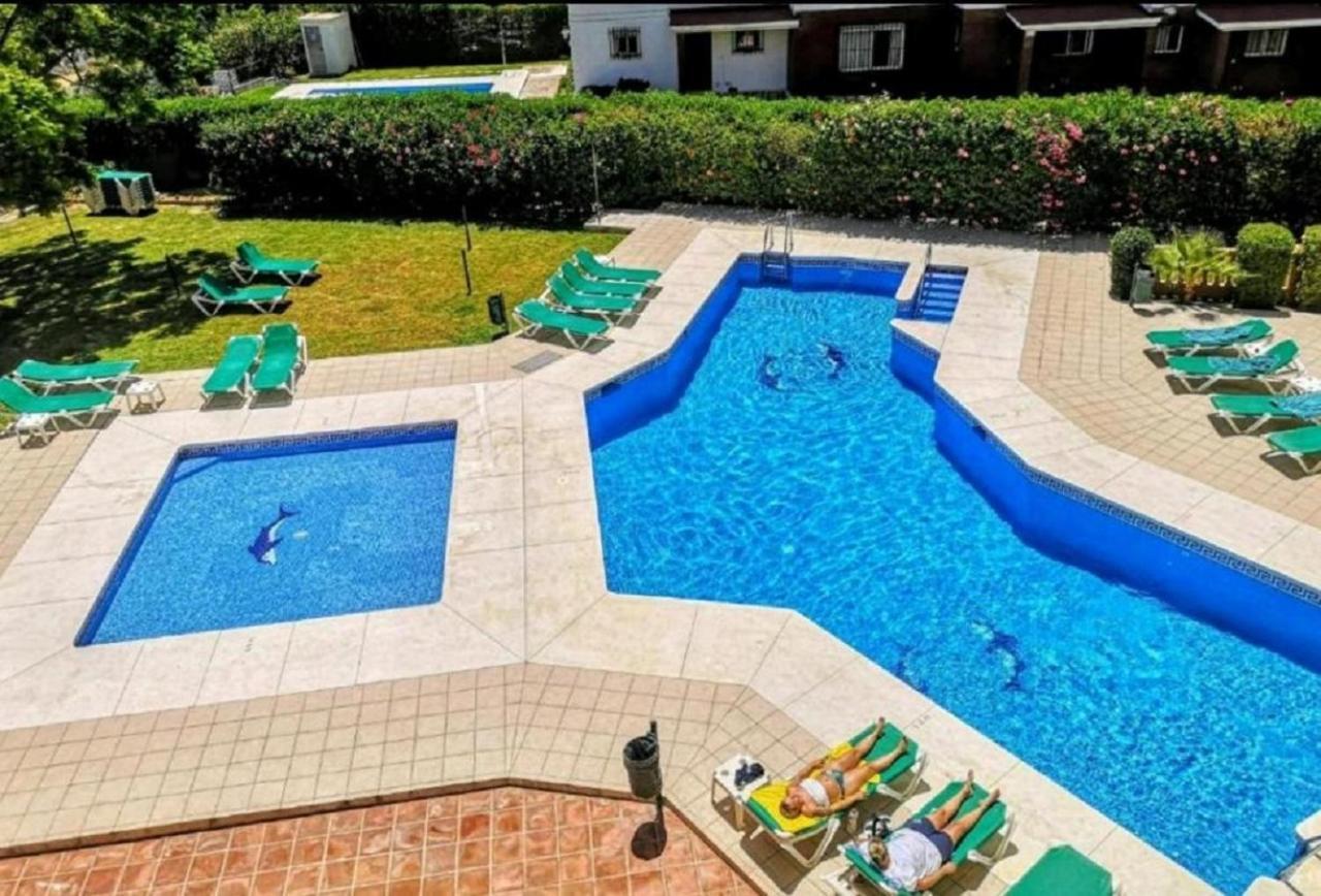 Apartment Club Playa Flores Торремолинос Экстерьер фото