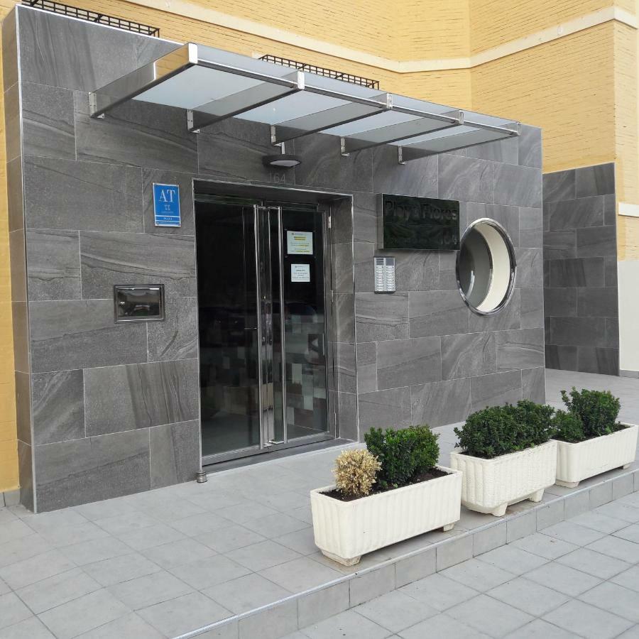Apartment Club Playa Flores Торремолинос Экстерьер фото